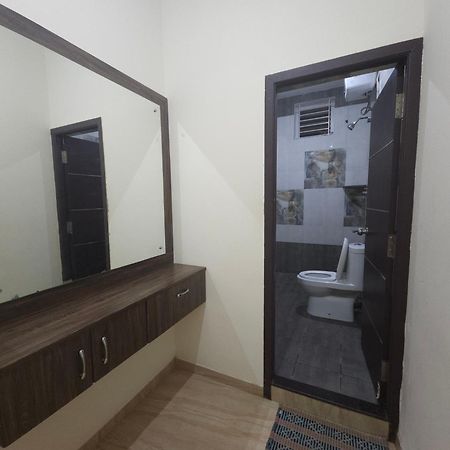 Shi'S Vilva - The Bungalow In Coimbatore - Near Airport, Kmch, Codesia 외부 사진