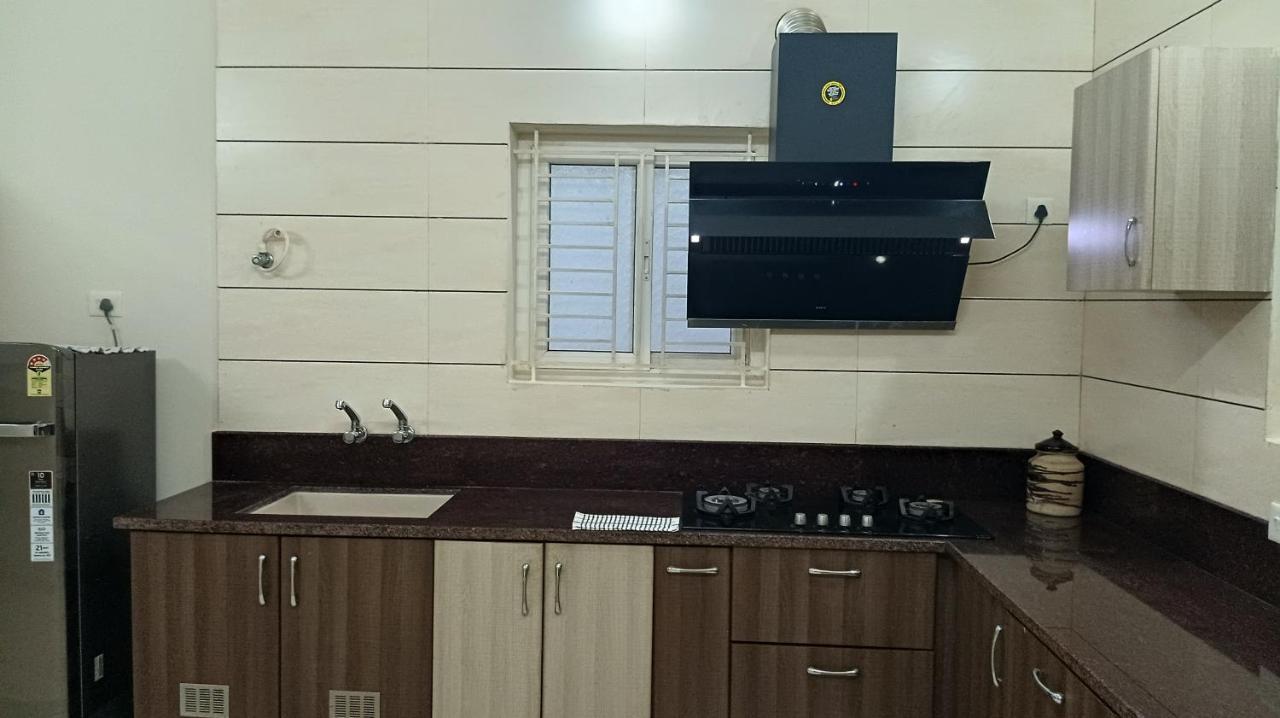 Shi'S Vilva - The Bungalow In Coimbatore - Near Airport, Kmch, Codesia 외부 사진